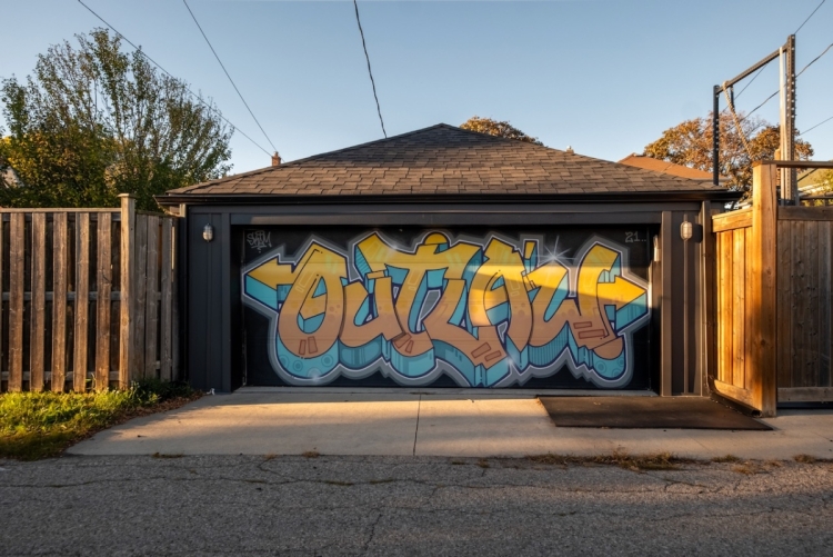 11-Maple-Blvd-70-of-74